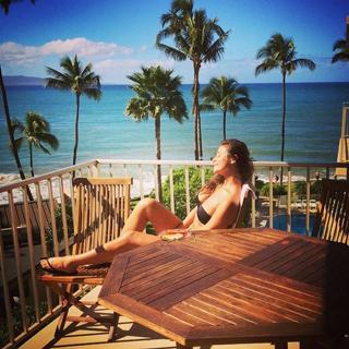 Elysia Rotaru feet photo 4
