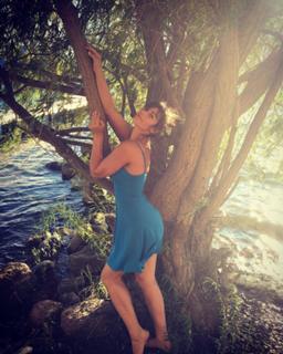 Elysia Rotaru feet photo 12