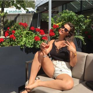 Elysia Rotaru feet photo 10