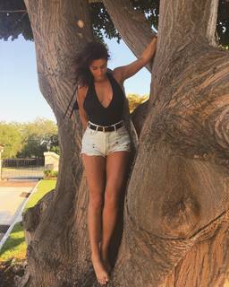 Elysia Rotaru feet photo 12