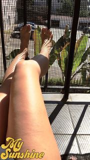 Elysia Rotaru feet photo 4