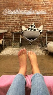 Elysia Rotaru feet photo 20