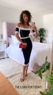 Elysia Rotaru feet photo 18