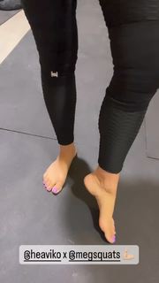 Elysia Rotaru feet photo 15
