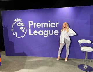 Elz the Witch feet photo thumbnail