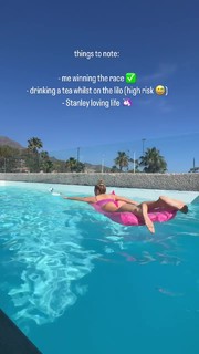 Elz the Witch feet photo thumbnail