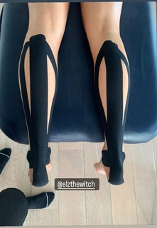 Elz the Witch feet photo thumbnail