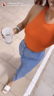 Elz the Witch feet photo thumbnail