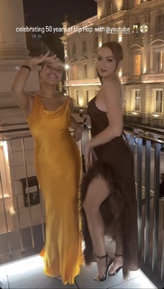 Elz the Witch feet photo thumbnail