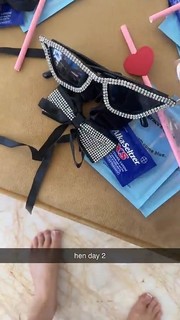 Elz the Witch feet photo thumbnail