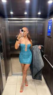 Elz the Witch feet photo thumbnail