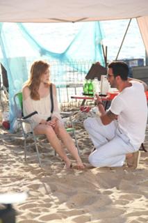 Elçin Sangu feet photo thumbnail