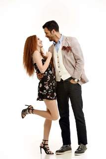 Elçin Sangu feet photo thumbnail