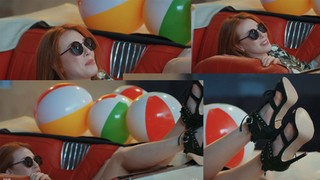 Elçin Sangu feet photo thumbnail