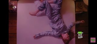 Elçin Sangu feet photo 3