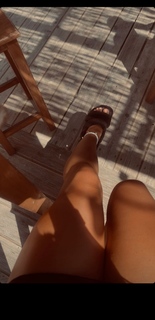 Ema Radujko feet photo thumbnail