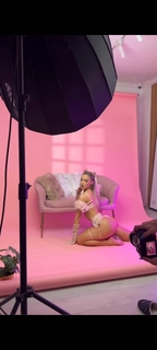 Ema Radujko feet photo thumbnail