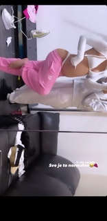 Ema Radujko feet photo thumbnail