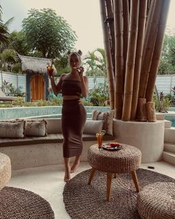 Ema Radujko feet photo thumbnail