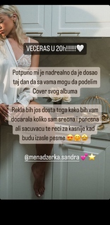 Ema Radujko feet photo thumbnail