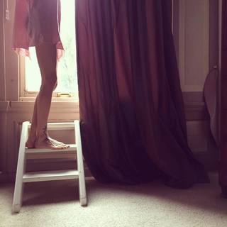 Ema Stokholma feet photo thumbnail