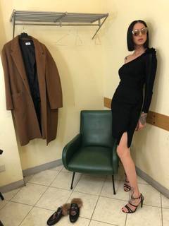 Ema Stokholma feet photo thumbnail