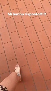 Ema Stokholma feet photo thumbnail