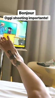 Ema Stokholma feet photo thumbnail