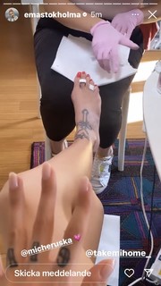 Ema Stokholma feet photo thumbnail