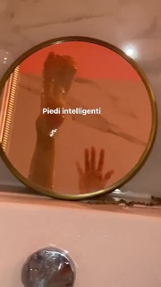 Ema Stokholma feet photo thumbnail