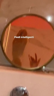 Ema Stokholma feet photo thumbnail