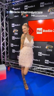 Ema Stokholma feet photo thumbnail