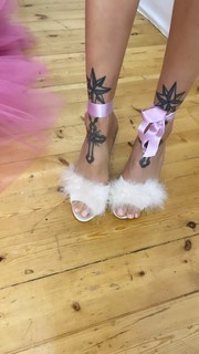 Ema Stokholma feet photo thumbnail