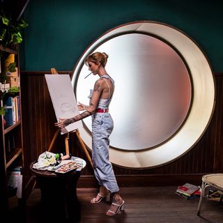 Ema Stokholma feet photo thumbnail