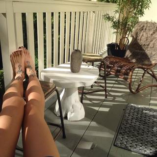 Ema Stokholma feet photo thumbnail