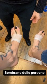 Ema Stokholma feet photo thumbnail