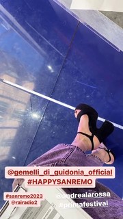 Ema Stokholma feet photo thumbnail