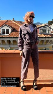 Ema Stokholma feet photo thumbnail