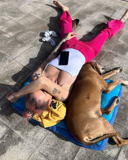 Ema Stokholma feet photo thumbnail