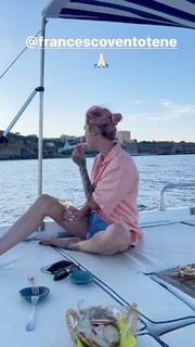 Ema Stokholma feet photo thumbnail