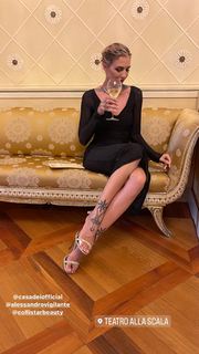 Ema Stokholma feet photo thumbnail