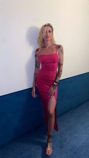 Ema Stokholma feet photo thumbnail