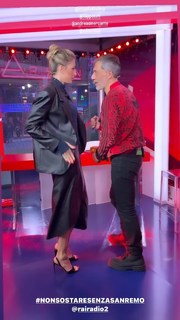 Ema Stokholma feet photo thumbnail