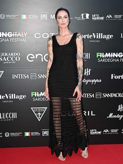 Ema Stokholma feet photo thumbnail