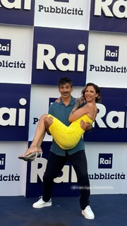 Ema Stokholma feet photo thumbnail