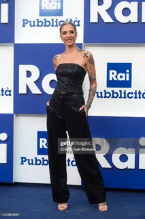 Ema Stokholma feet photo thumbnail