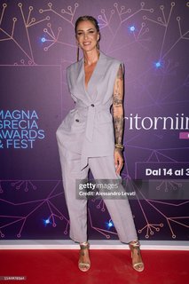 Ema Stokholma feet photo thumbnail