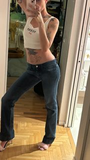 Ema Stokholma feet photo thumbnail