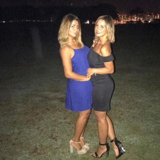 Eman El-Assy feet photo thumbnail