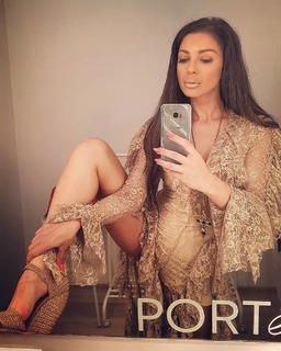 Emanuela feet photo 8